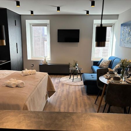 Studio Apartman Versi Old Town Zadar Exterior photo